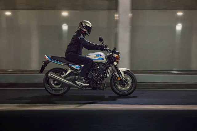 Honda CB1000F Brings 1980s Cool Back to Street Level